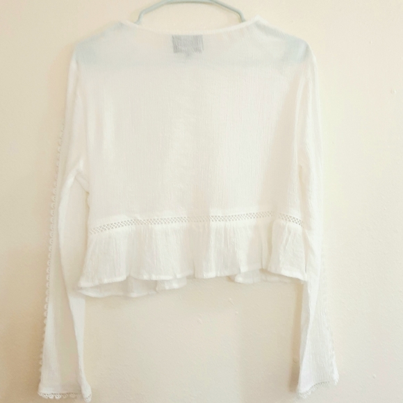 Goldie Cropped Lace Trim Top - Picture 3 of 4